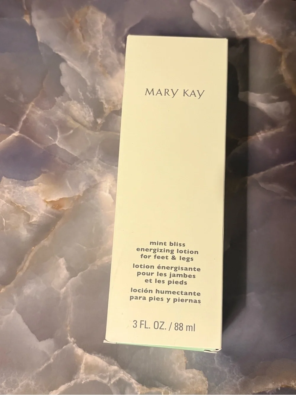 Mary Kay Mint Bliss Energizing Foot & Leg Lotion 3 oz NIB